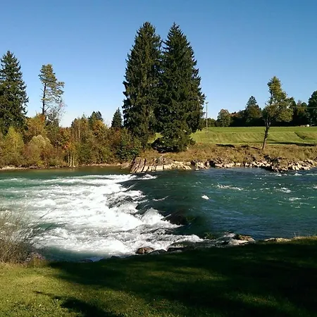 度假居 Am Feriendorf Hochbergle Haus 8 莱希布鲁克